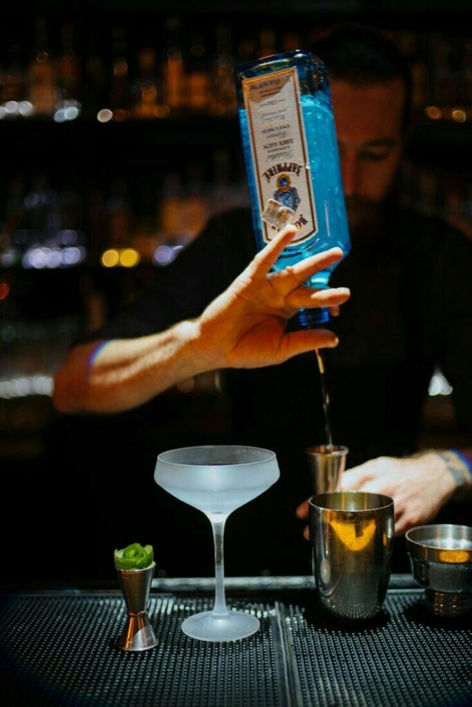 Cócteles artesanales DrinkUp Mobile Bar servicio profesional